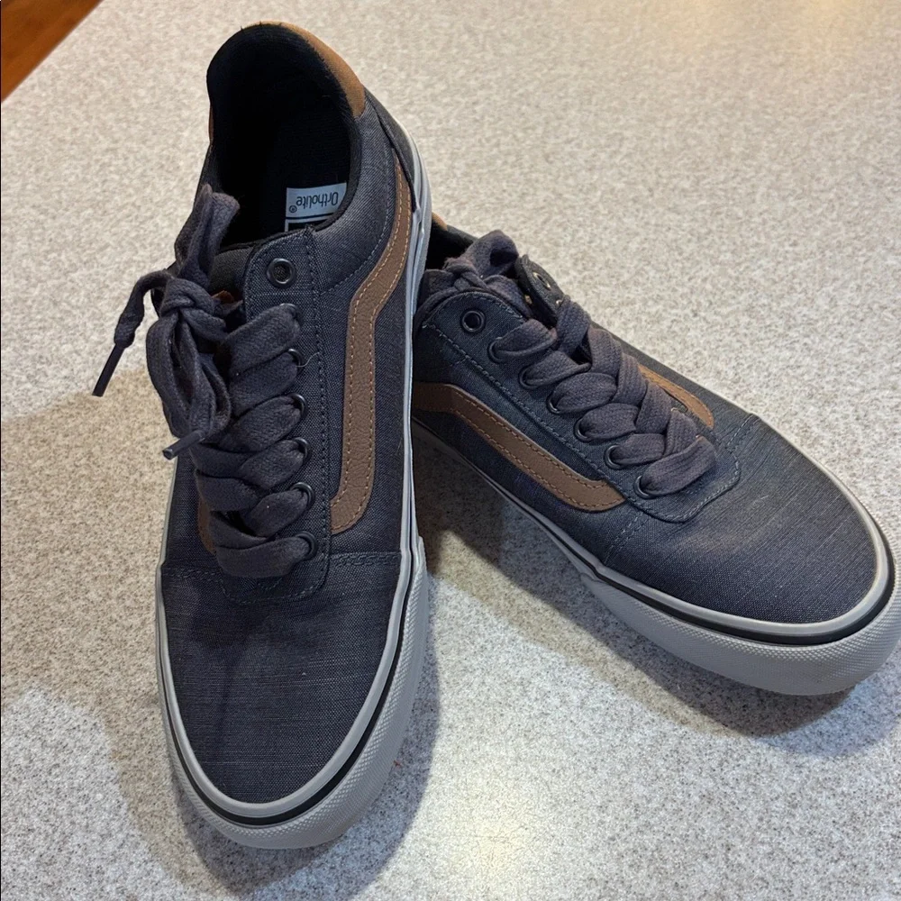 Vans ward deluxe
