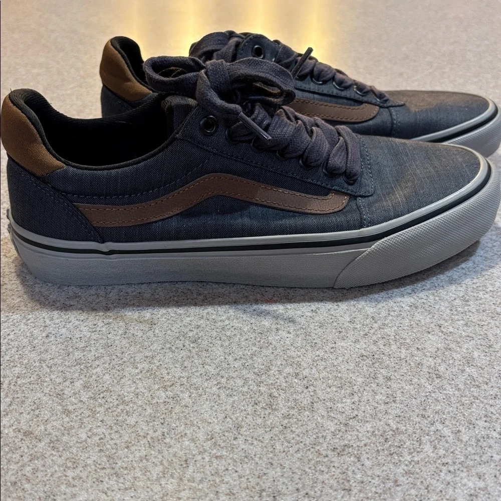 Vans ward deluxe