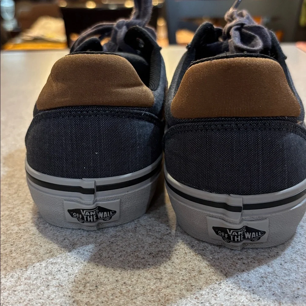 Vans ward deluxe