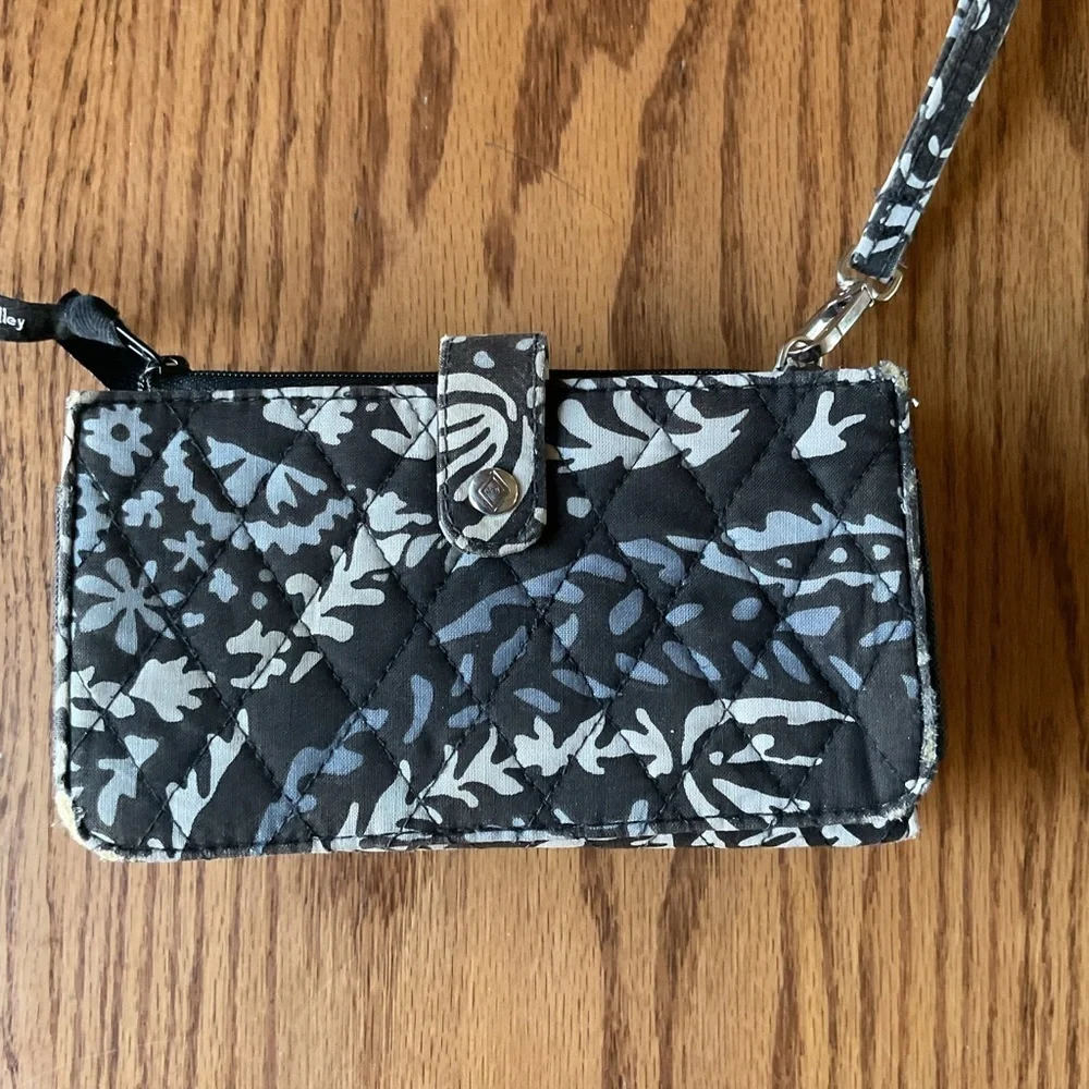 Vera Bradley elegant quilted