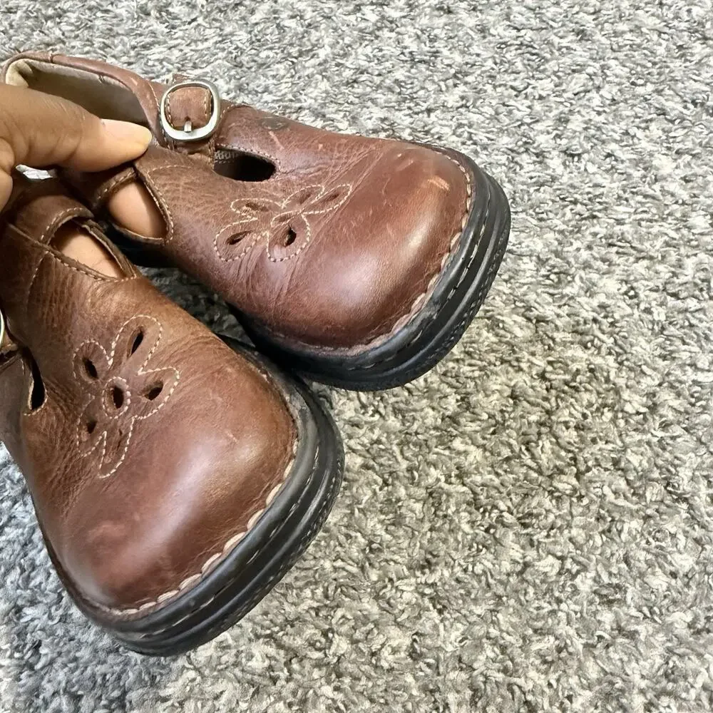 Born Girls Brown Leather Mary Jane Shoes Sz 2.5 Adjustable Buckle Strap Comfort
