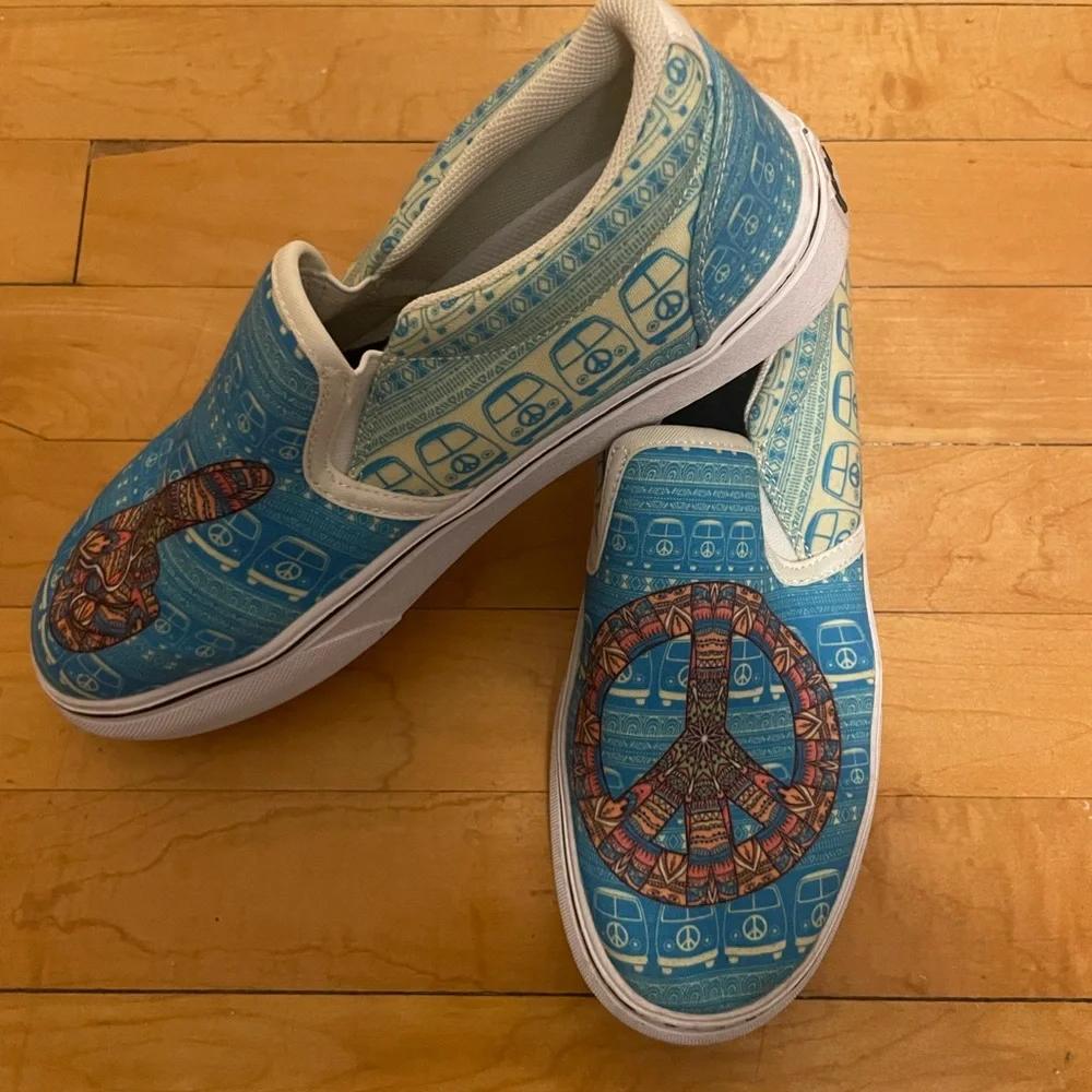 Yes We Vibe vibrant turquoise