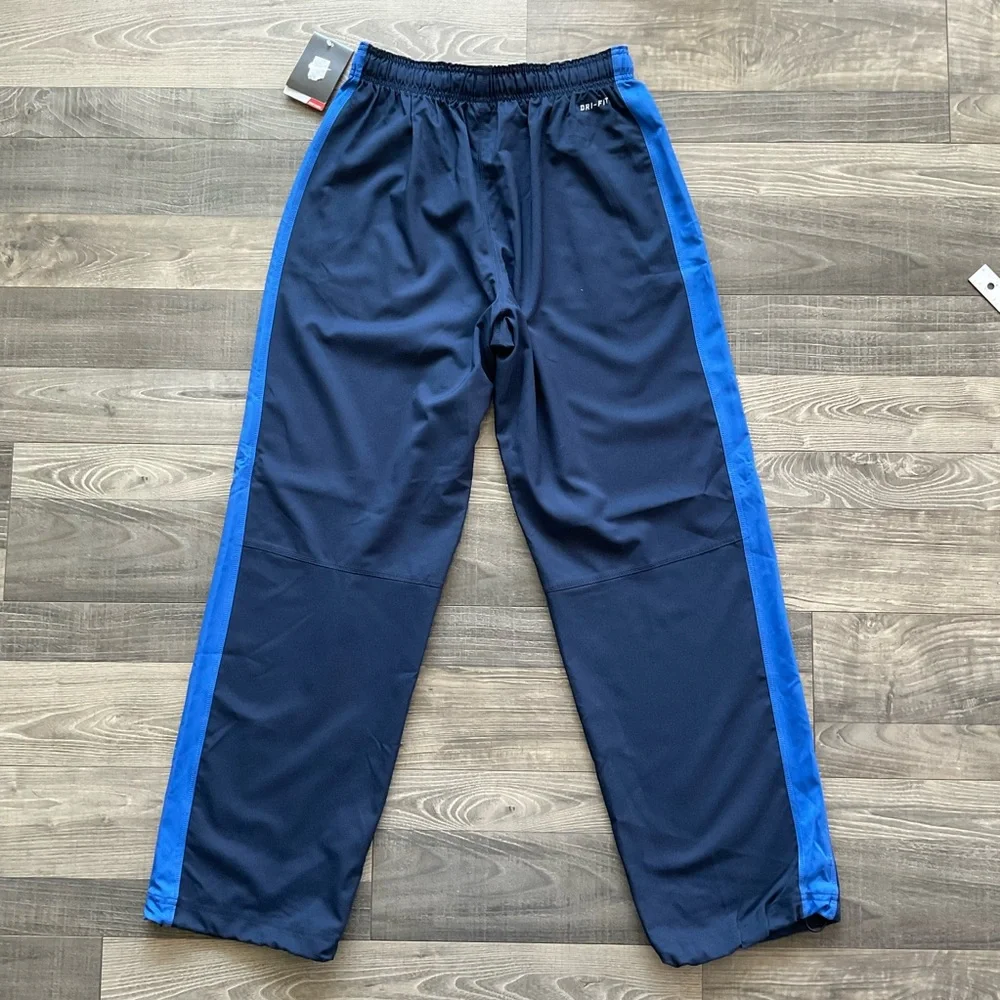 Nike nwt team