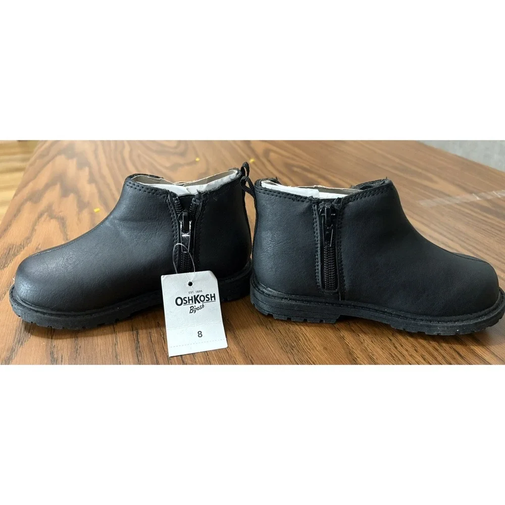 Oshkosh Girl Boots Size 8 Black With Star Design. New With Tag. No Box.