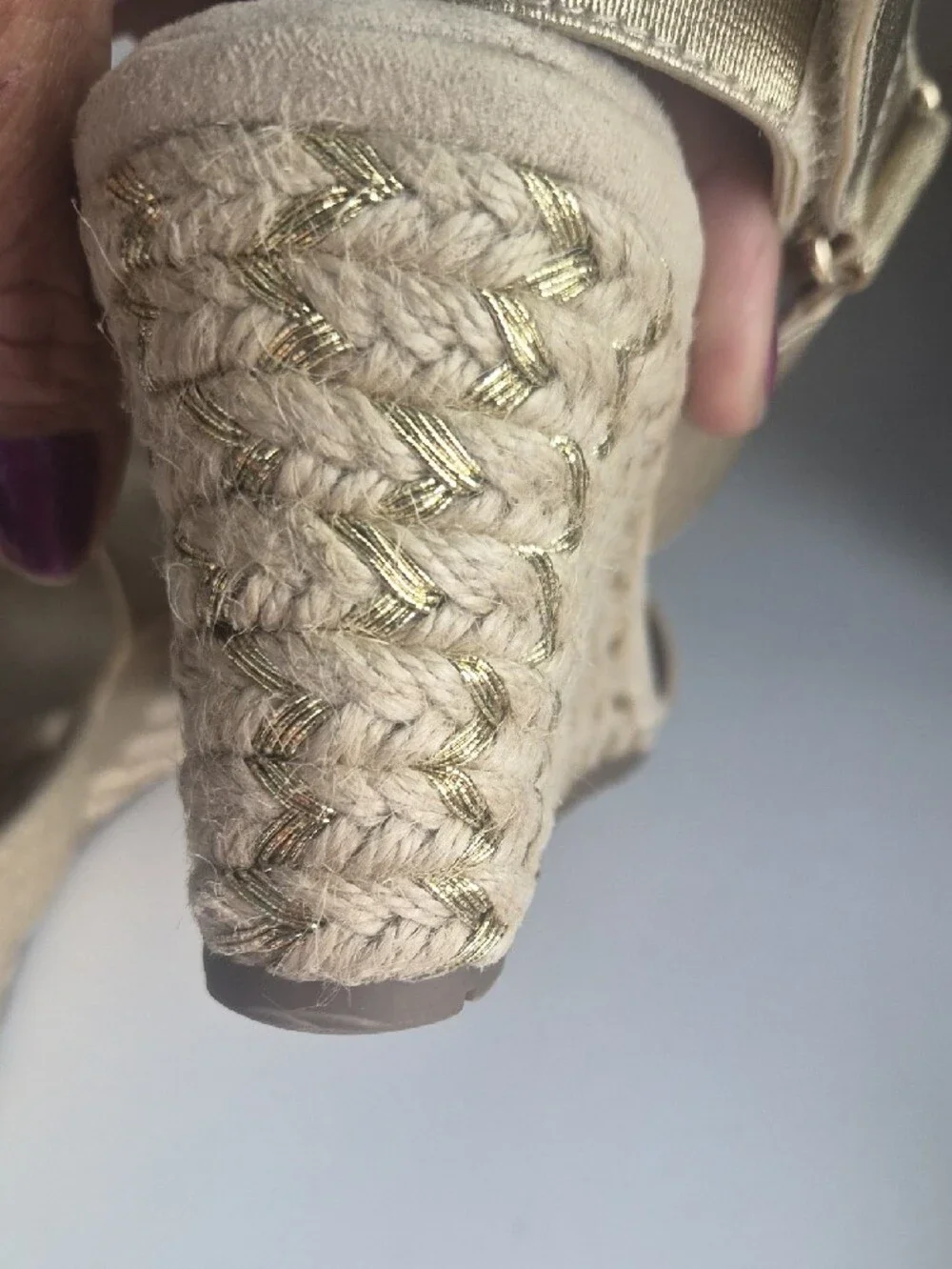 Anne Klein elastic slip
