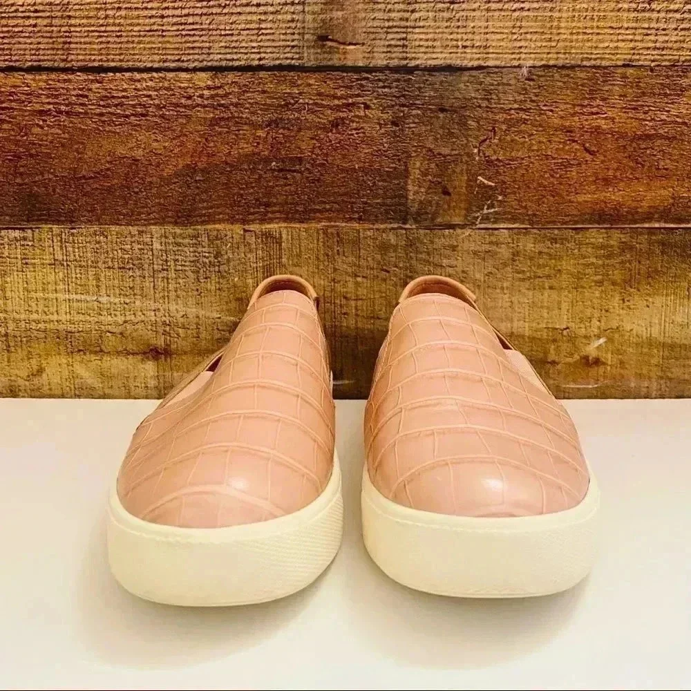 Cole Haan per loved