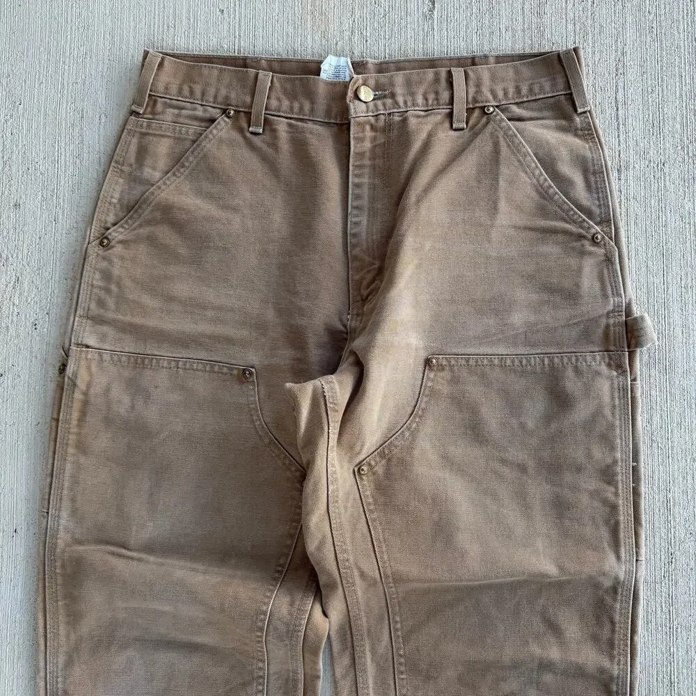 Carhartt faded brown