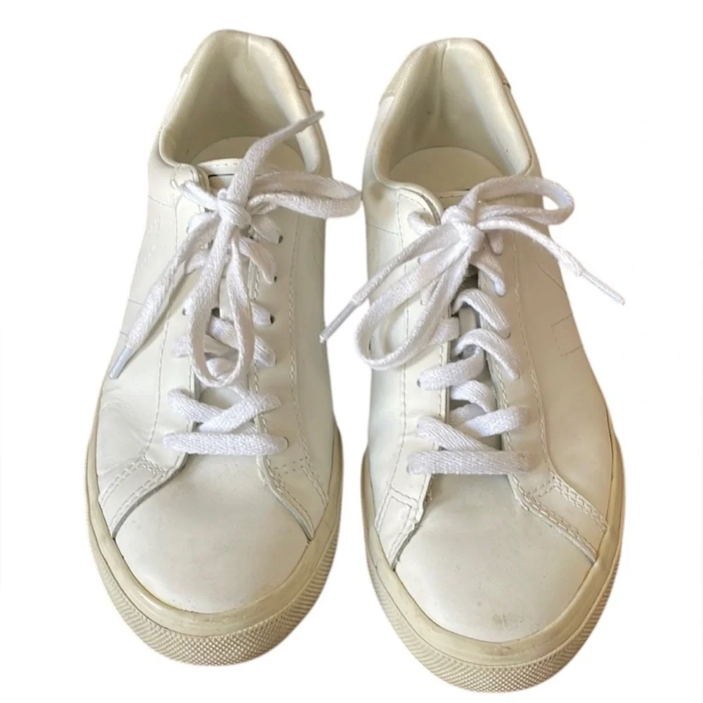 Veja excellent size