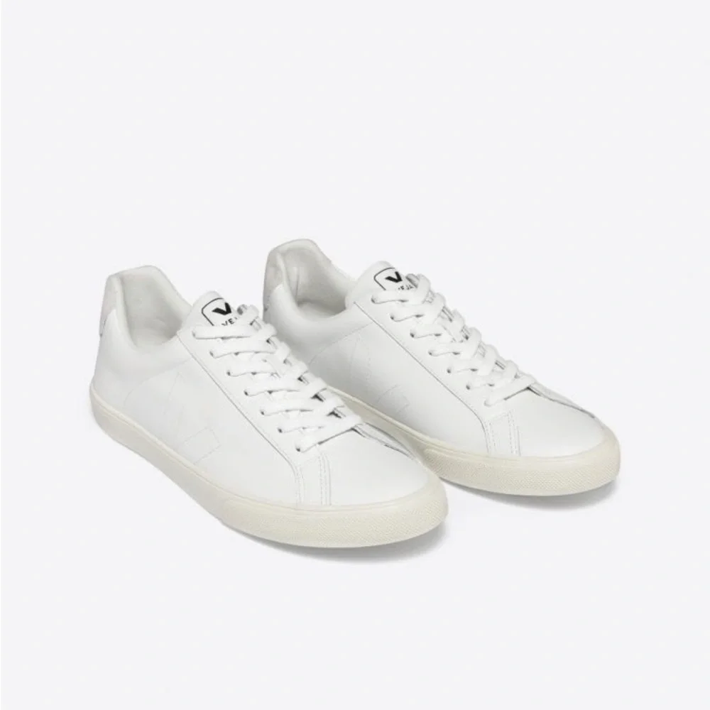 Veja excellent size