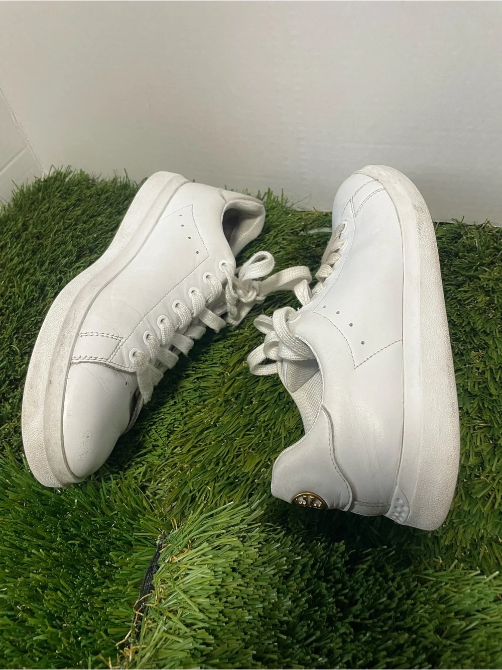 Tory Burch pre owned