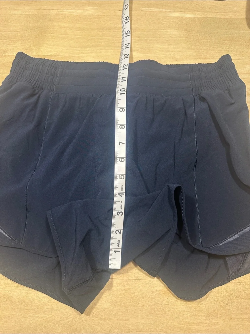 lululemon Hotty Hot High-Rise Shorts Sz 10