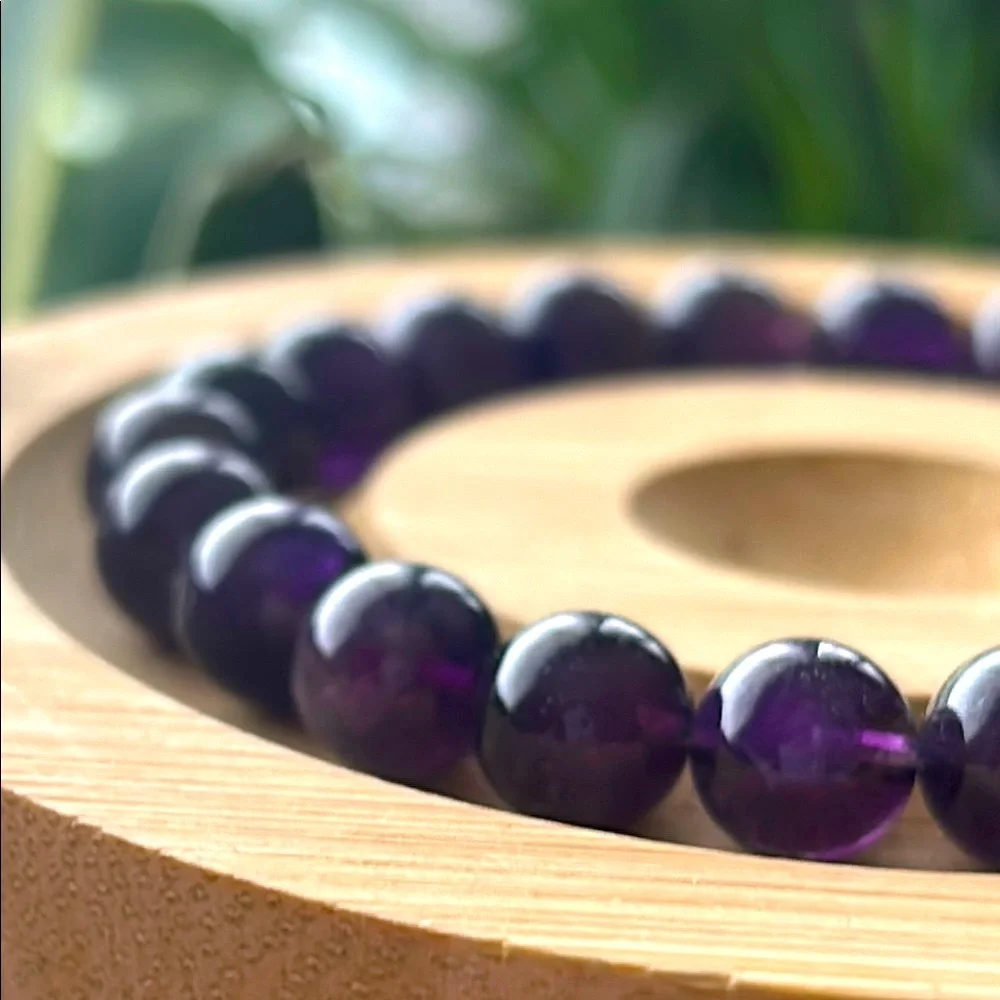 Handmade crystal approximately can