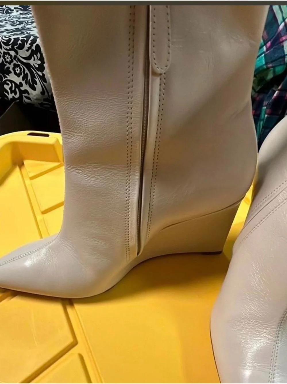 Anthropologie modern grip style
