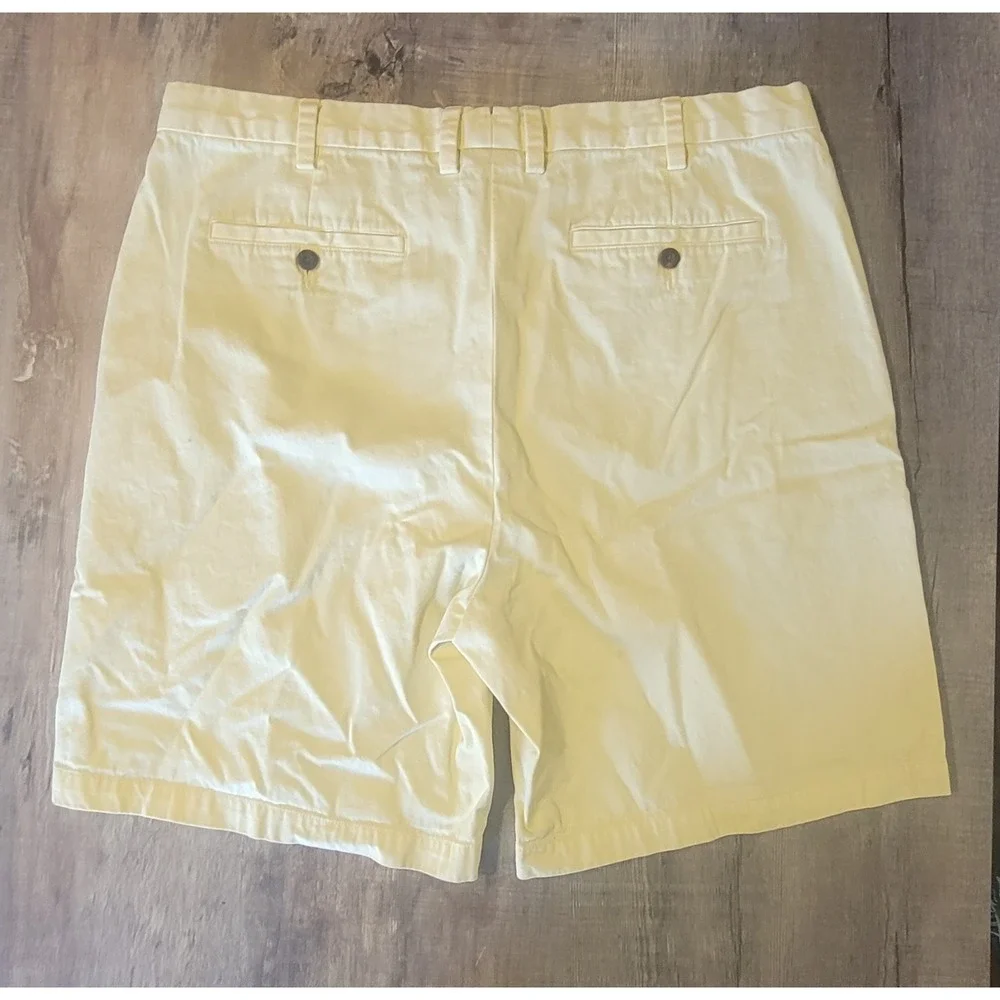 Orvis Mens 38 Yellow Flat Front Casual Cotton Chino Shorts