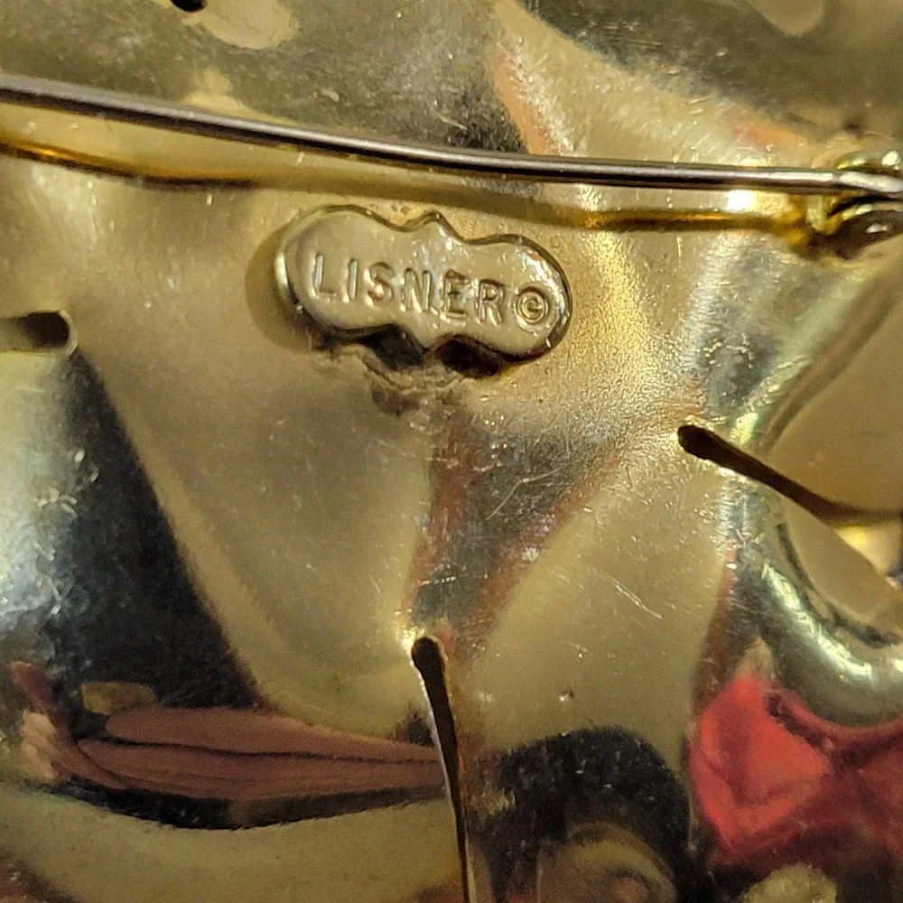 Lisner Jewelry see diameter