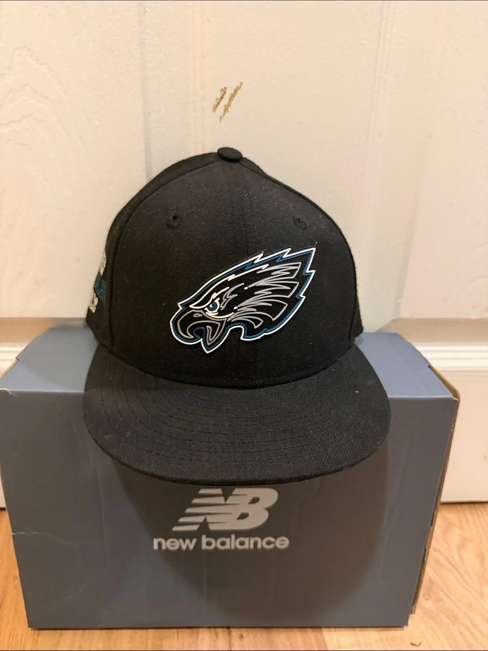 Philadelphia eagles New Balance bundle NB size 2