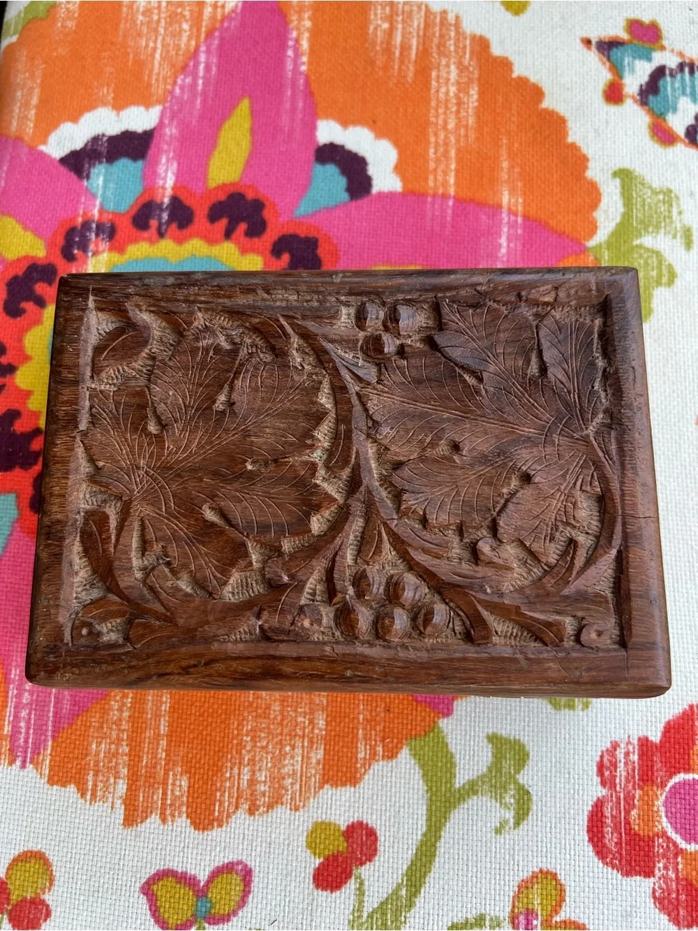 Vintage Hand Carved Indian Sheesham Wood Trinket Jewelry Box Floral Keepsake