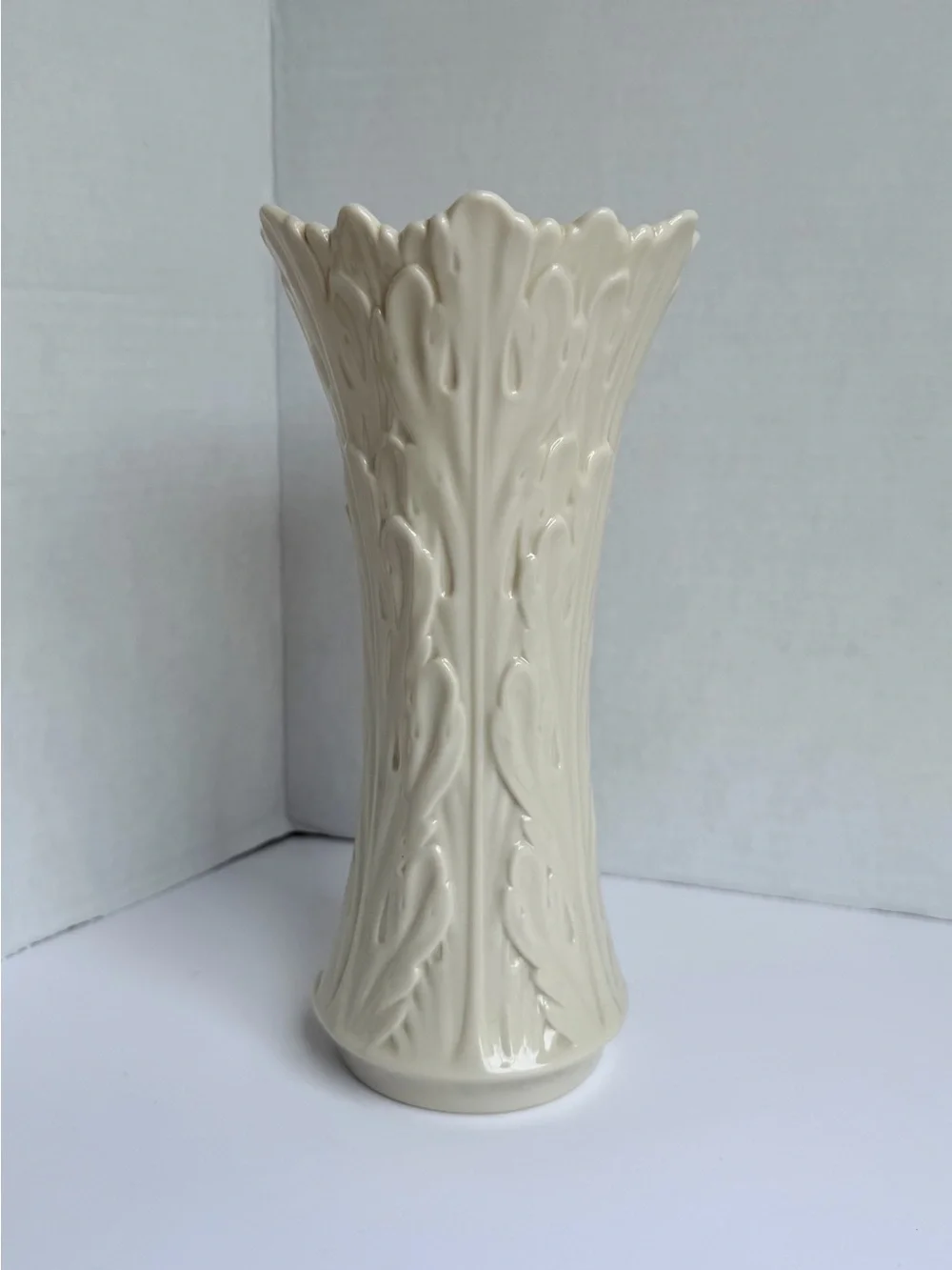 Lenox Woodland Collection Vase 8.5”