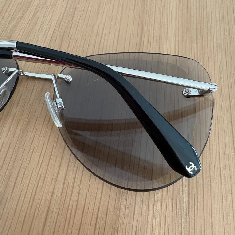 CHANEL Aviator Sunglasses with Gradient Brown Lenses