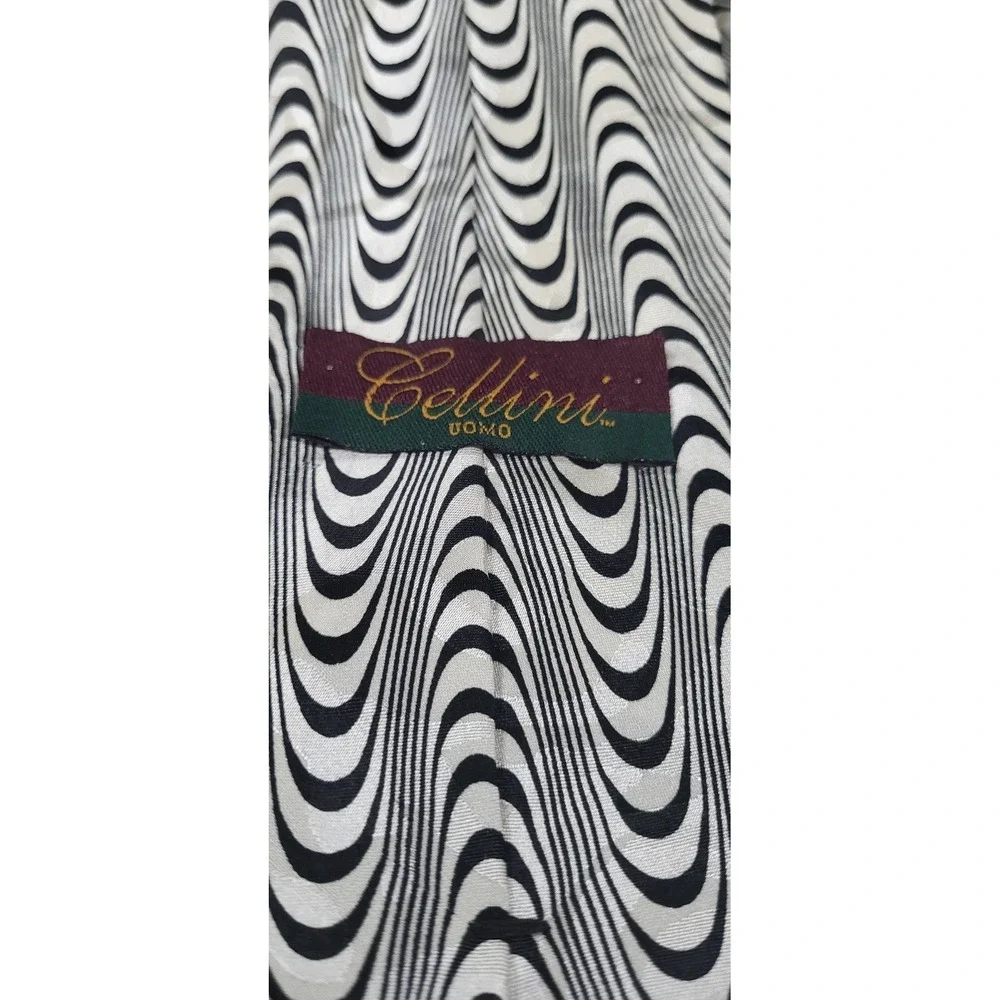 Cellini umo geometric