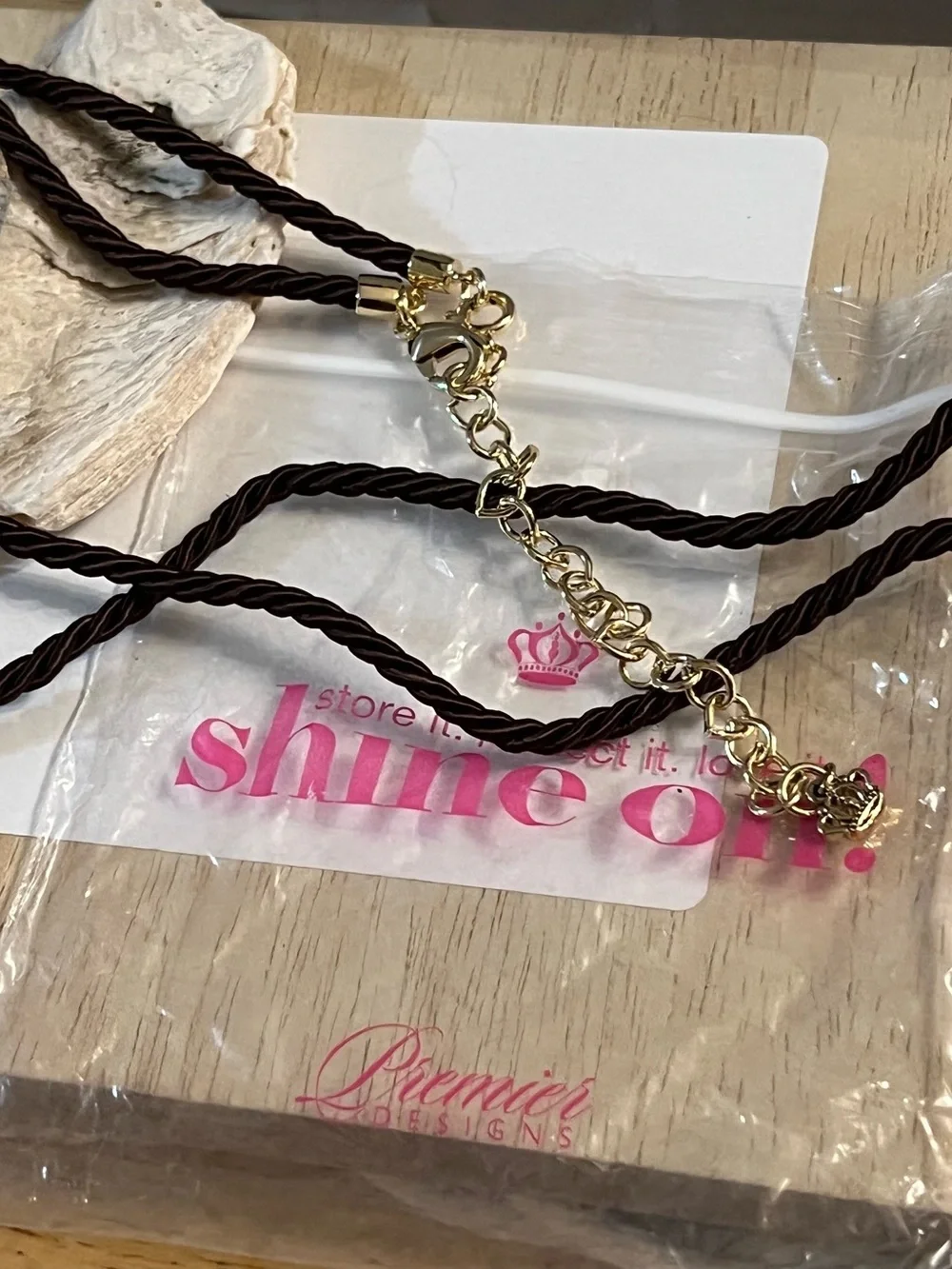 Premier Designs elegant gold