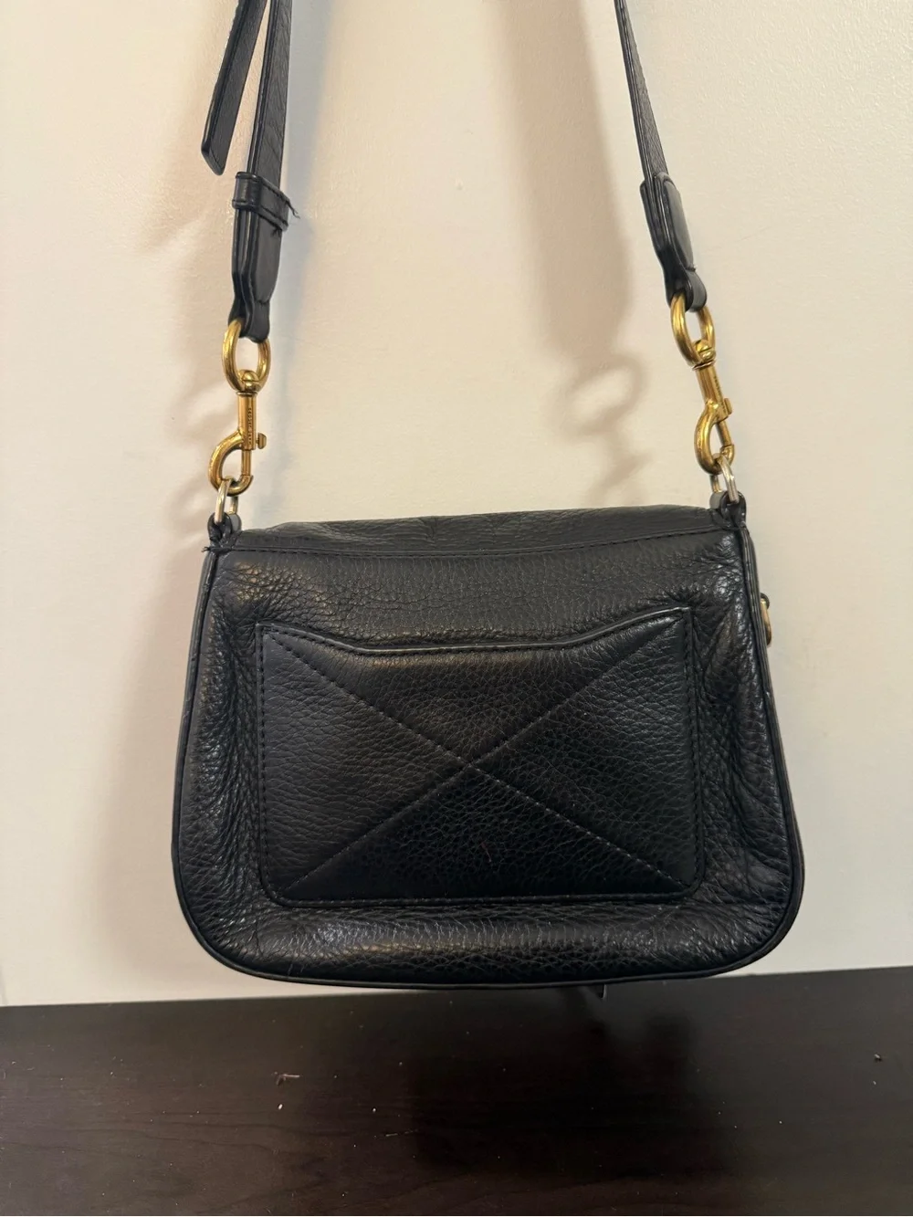Marc Jacobs smooth pebble