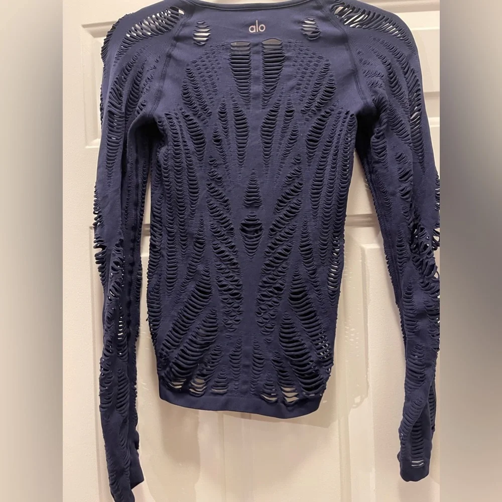 ALO Yoga breathable laser