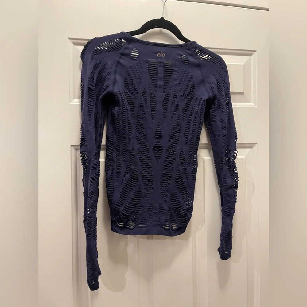 ALO Yoga breathable laser