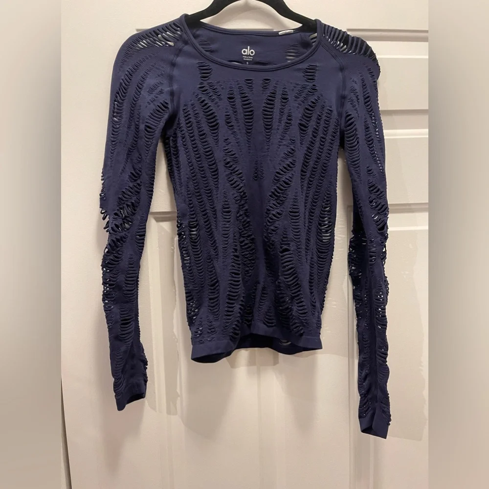 ALO Yoga breathable laser