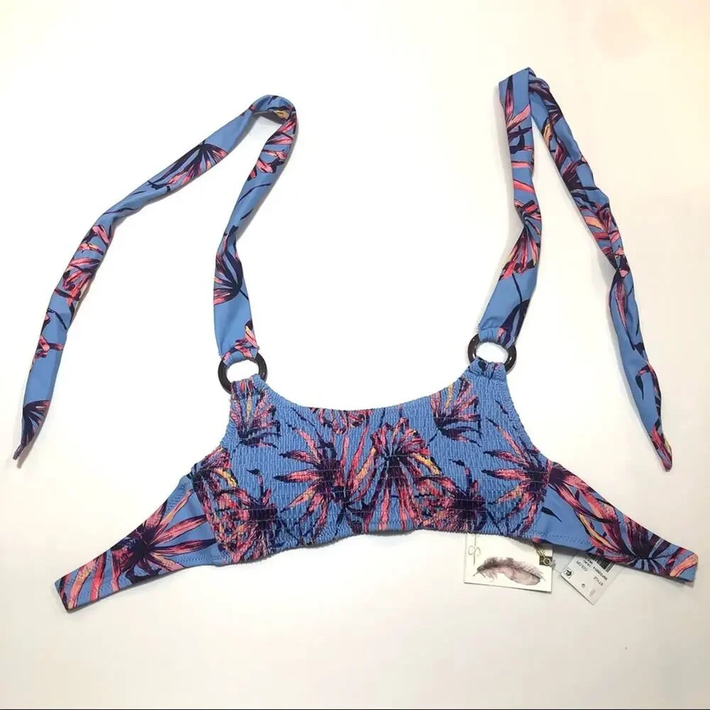 Jessica Simpson cross back