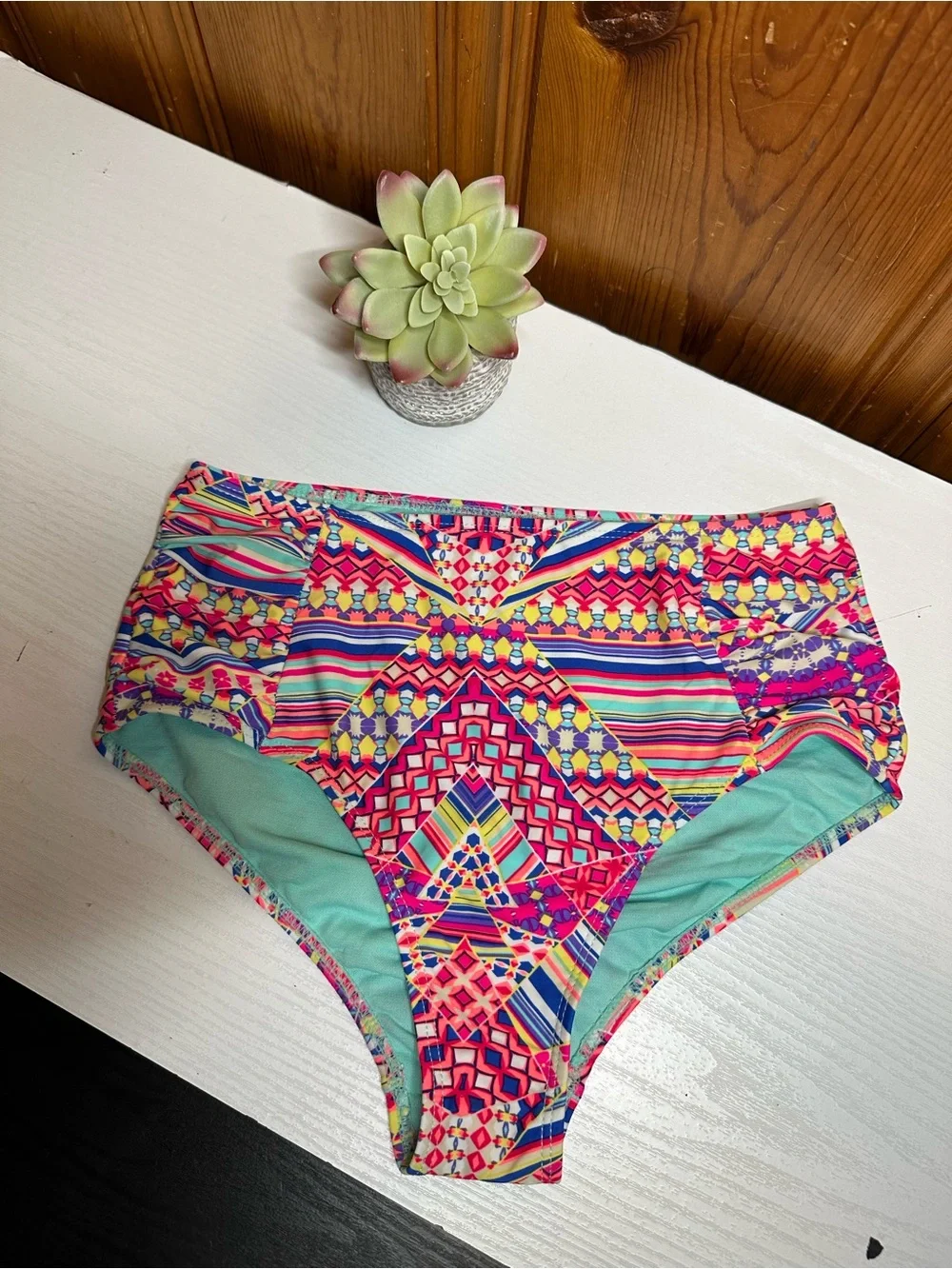 Coral Bay vibrant swim soft