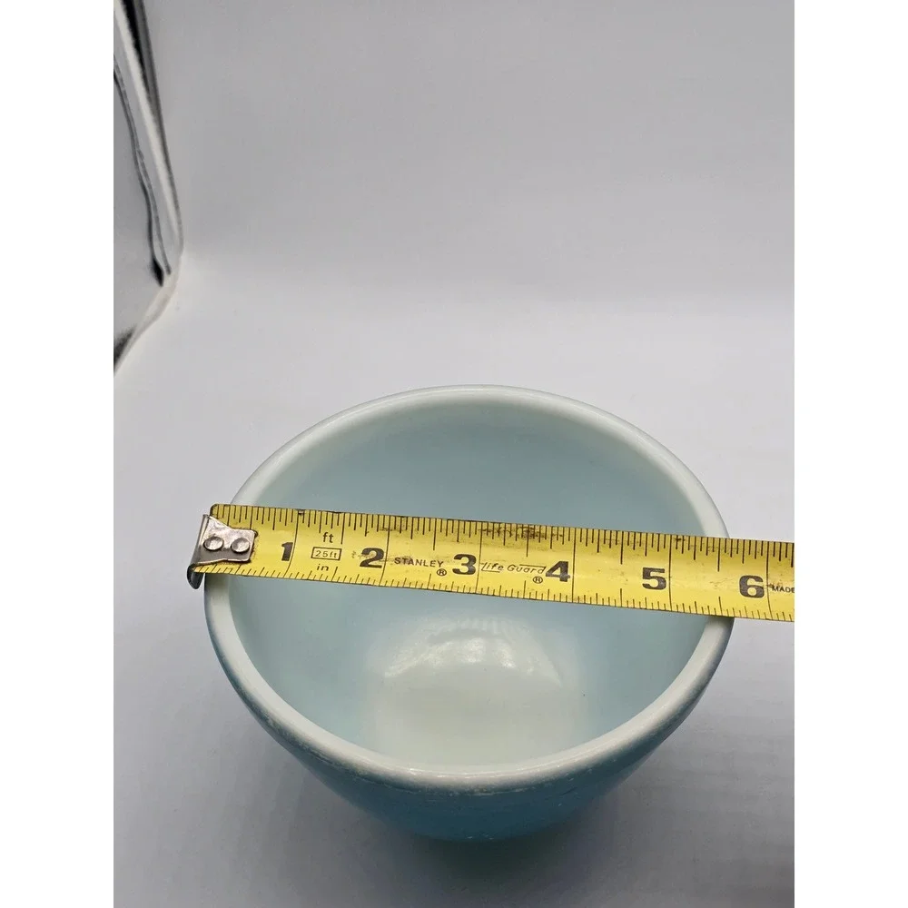 Pyrex classic vintage