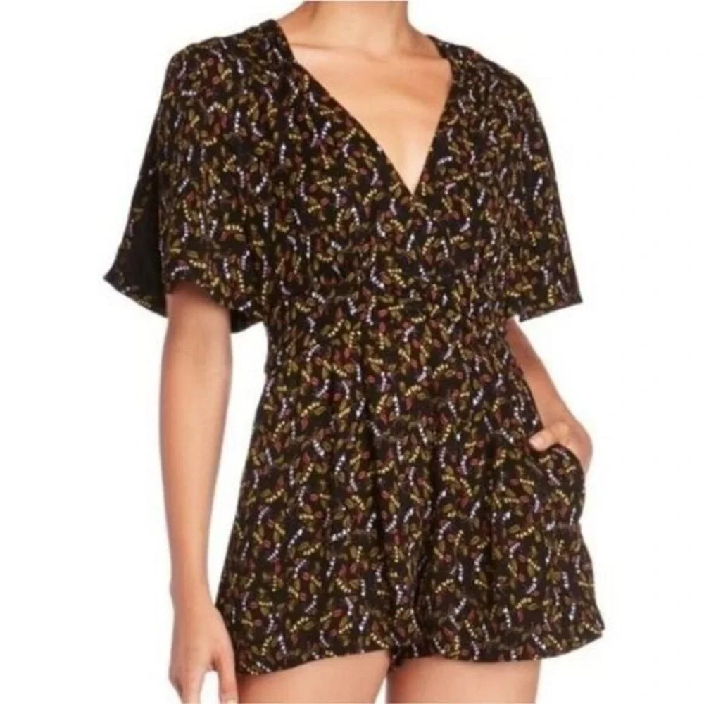 Free People Floral Print Romper Deep V Neck Mini Jumpsuit Summer‎ Casual Party