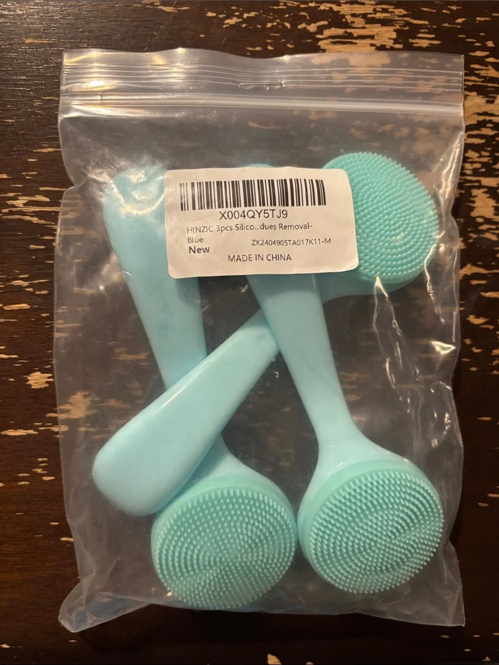 N/A scrubber exfoliator