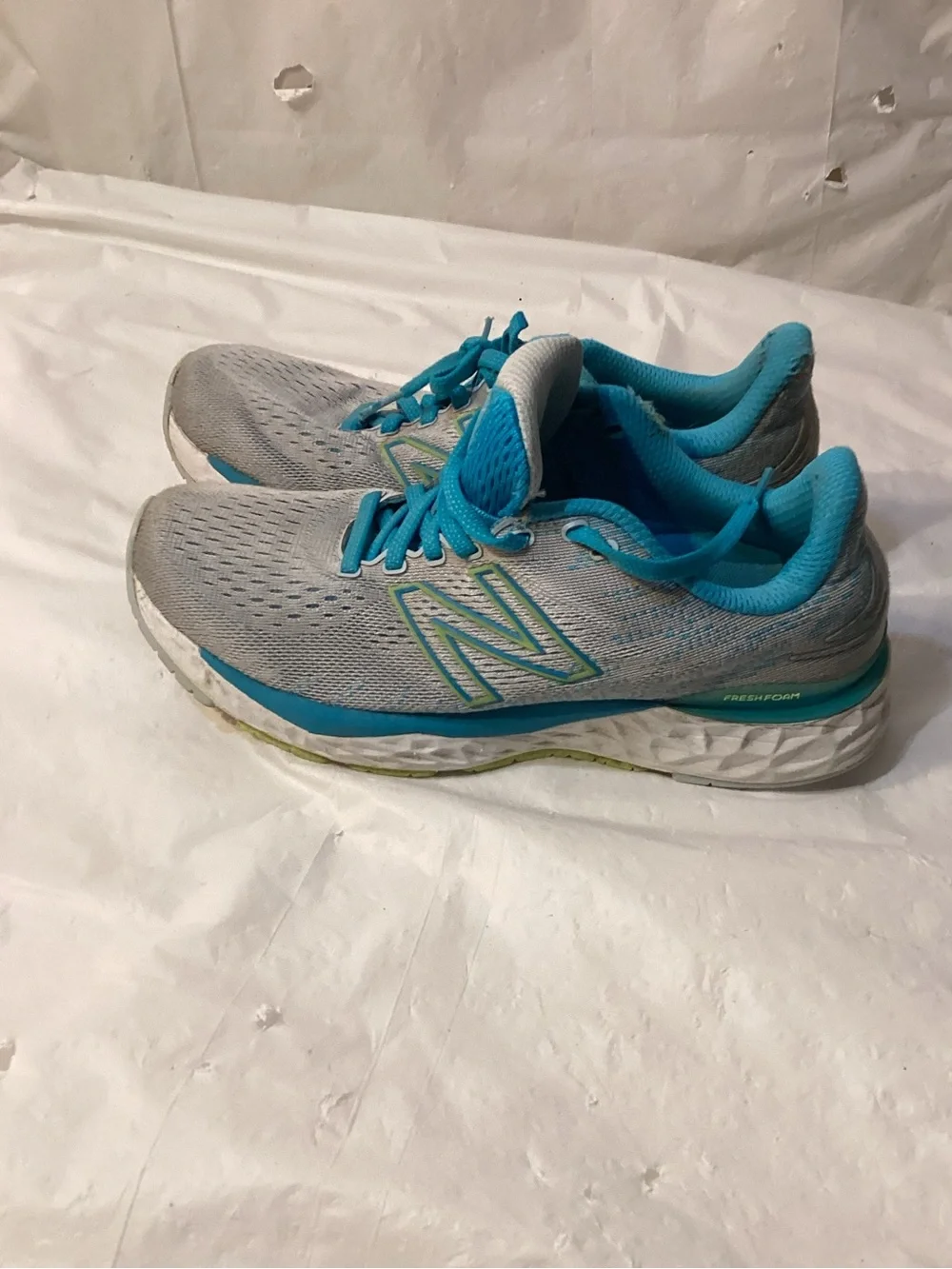 New Balance Womens Fresh Foam 880 V11 W880S11 Gray Blue Running Shoes Size 8.5