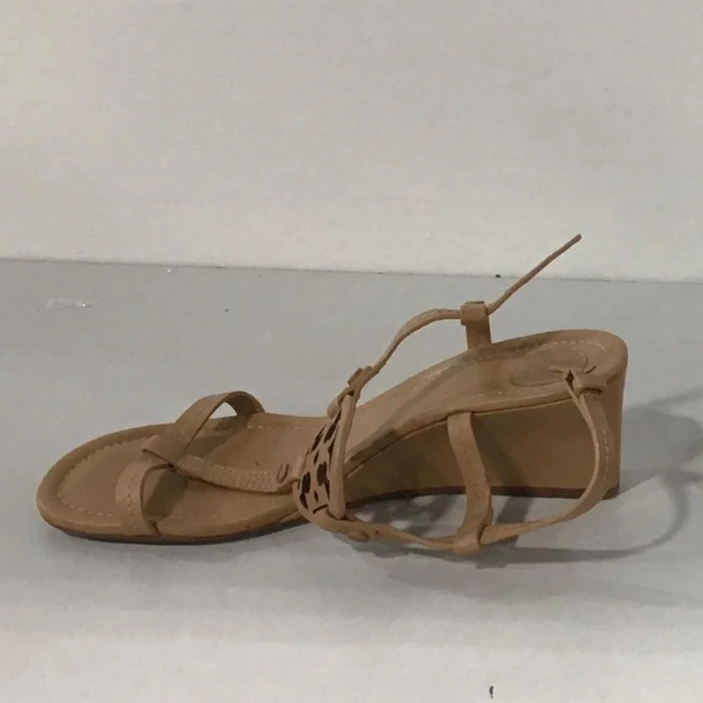 Women’s Tory Burch Wedge Sandal Tan Leather Size 6M