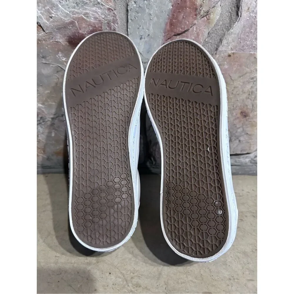 Nautica preowned good