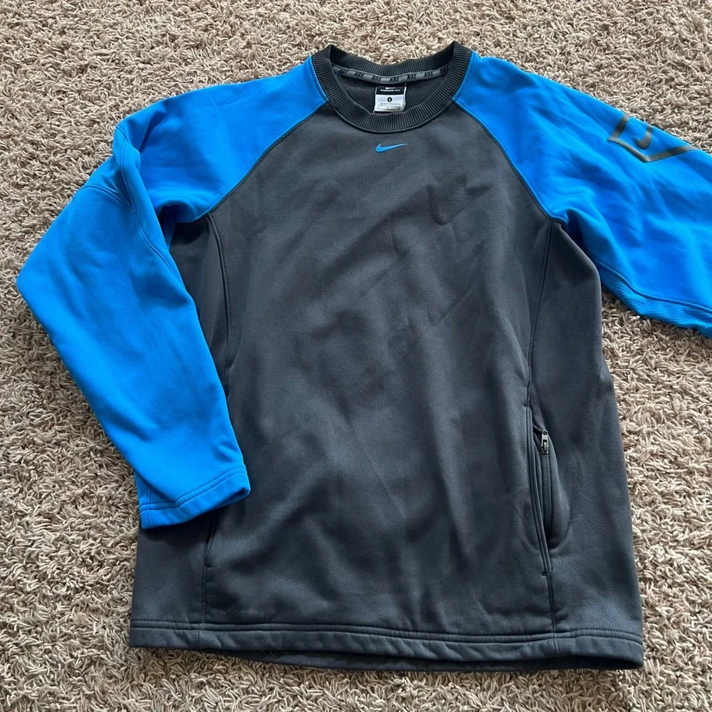 Nike therma fit