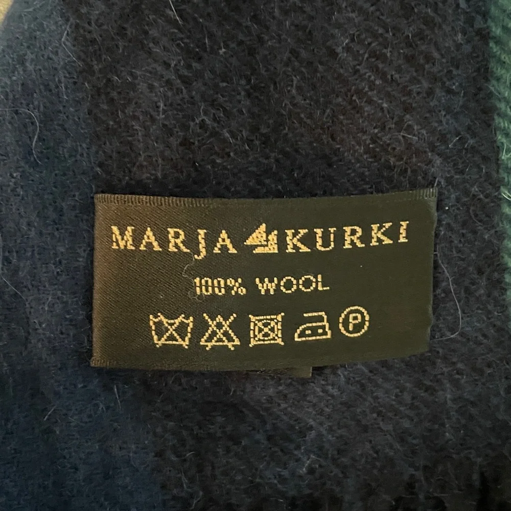 Marja Kurki- Pure Fine Wool Scarf Shawl Wrap ( 76x12) Blues New!