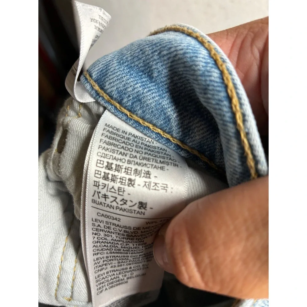 Levis levis 514