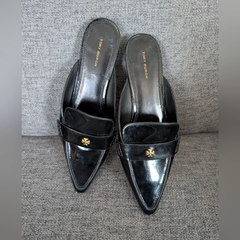 Tory Burch  Pointed Toe Mule