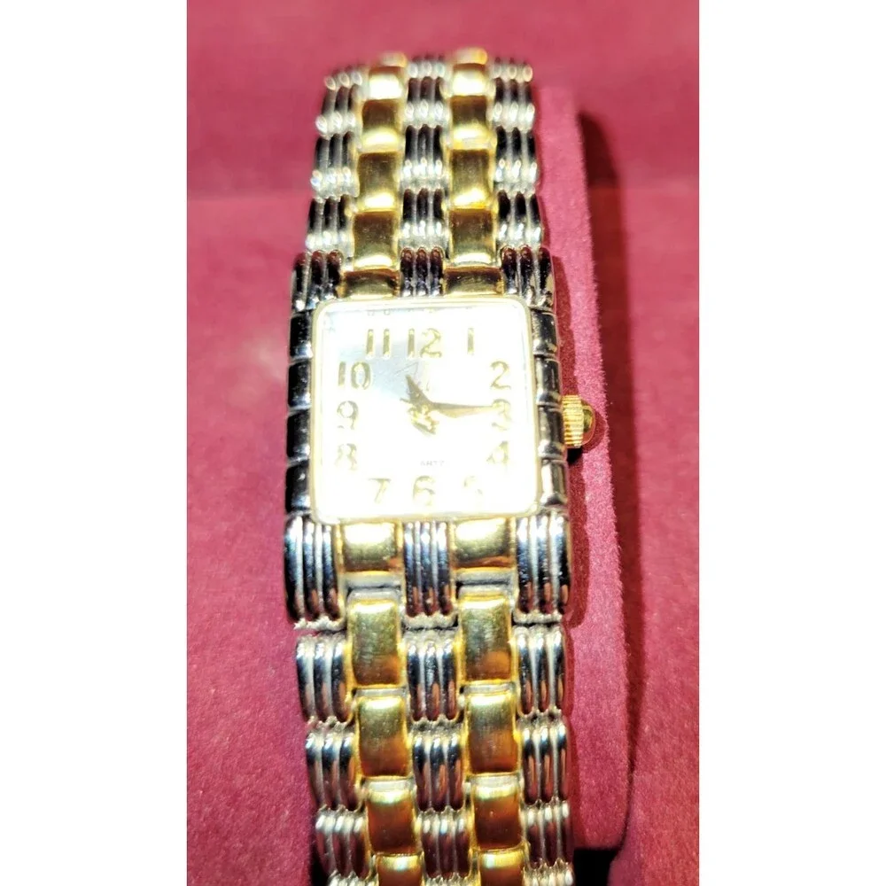 John Weitz rotation showroom timepiece