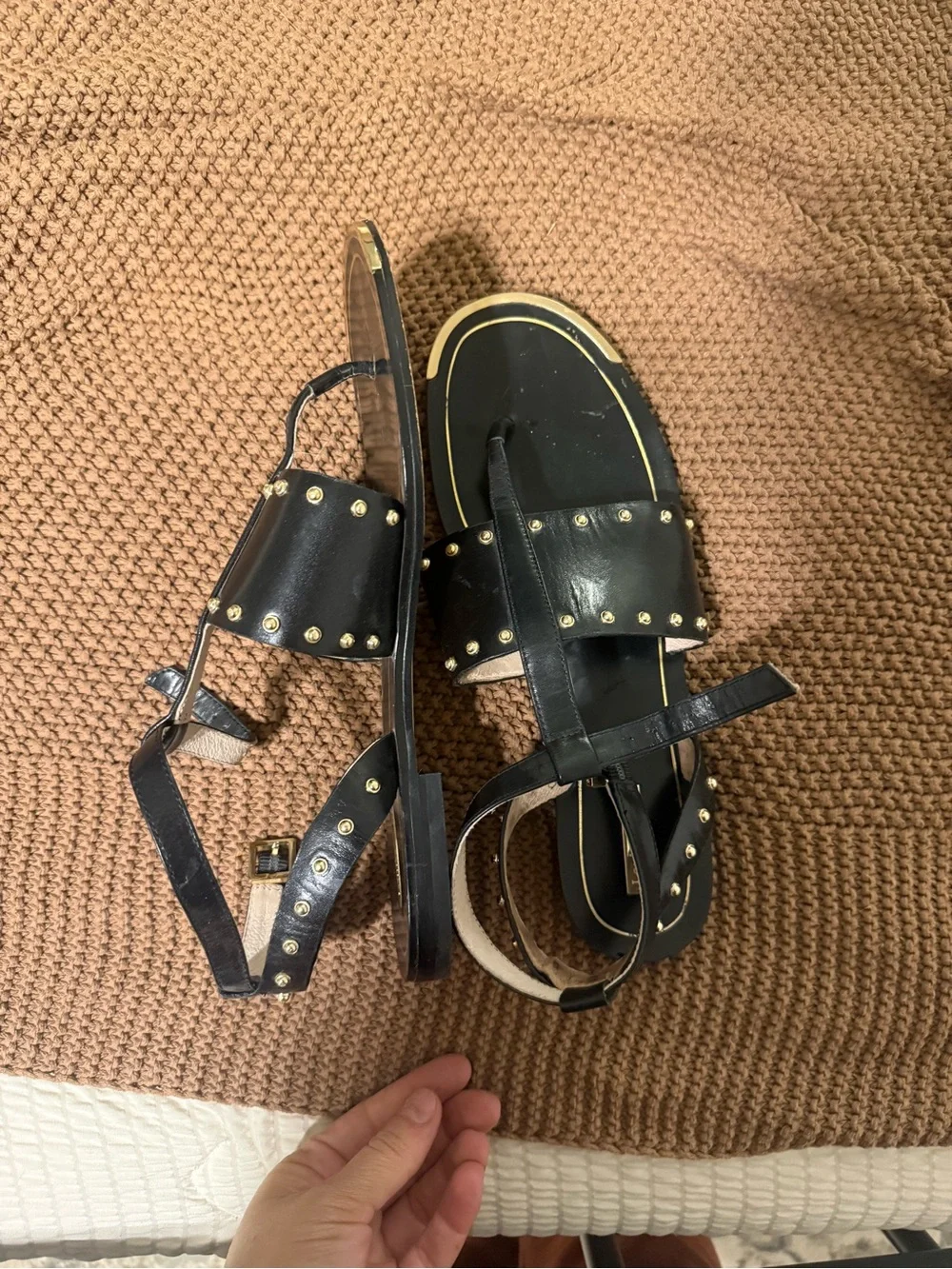 N/A stylish black