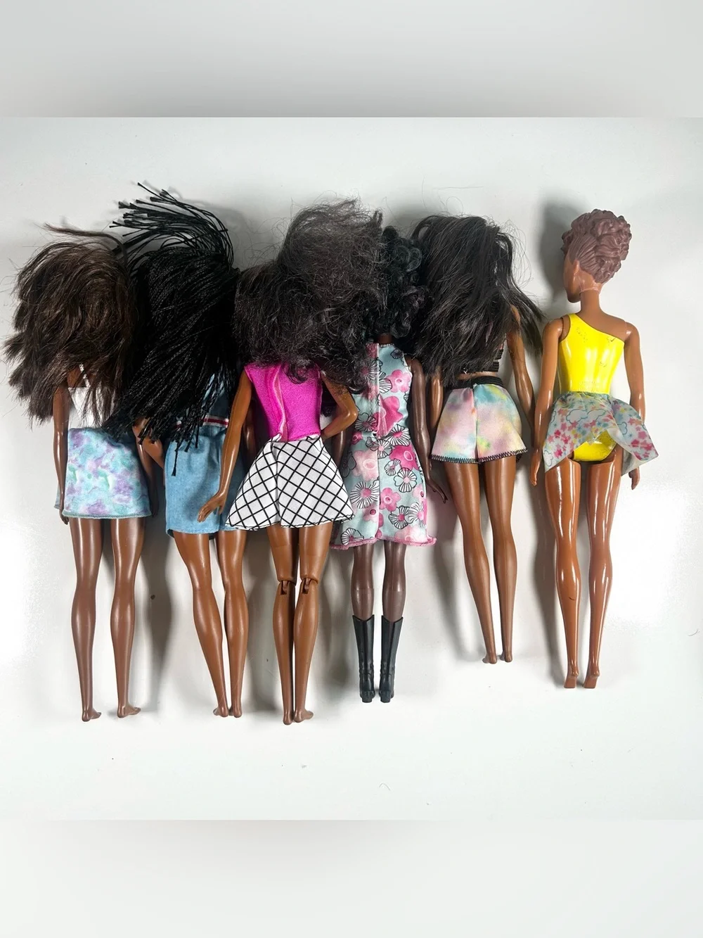 Barbie and Friends African American Fashion Dolls Lot of 6 Dolls