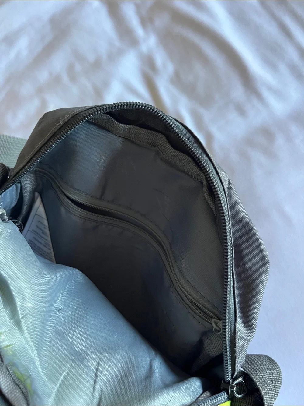 Nike crossbody messenger
