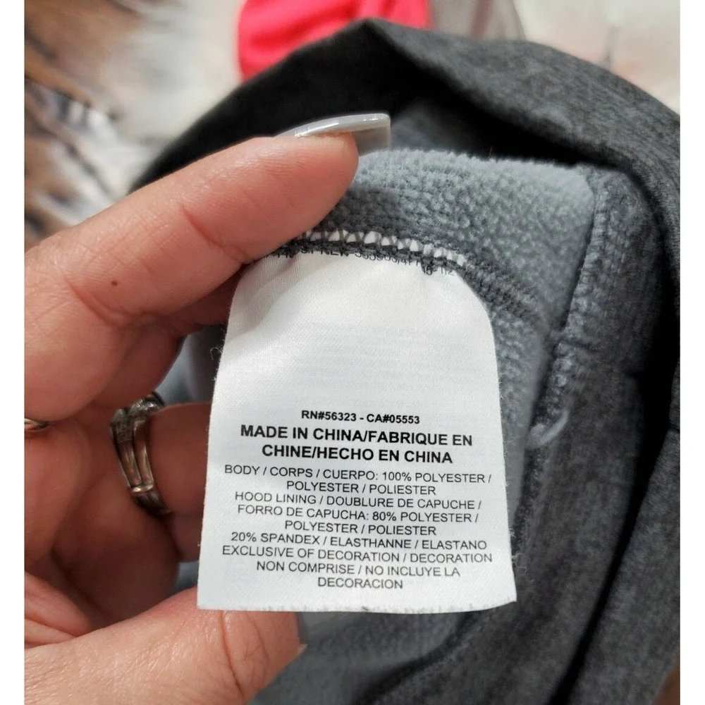 Nike Therma Fit Women's Pullover Hoodie Sweatshirt Size XS Gray /Pink
