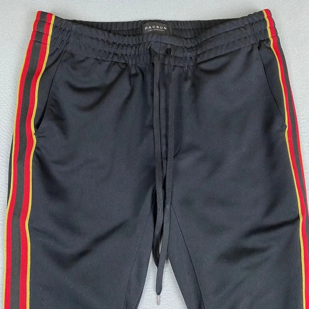 PacSun tapered track