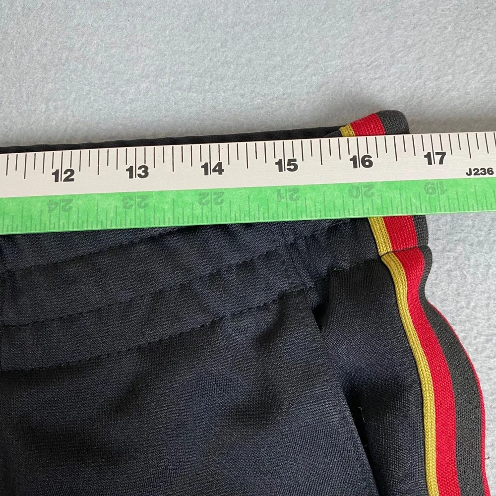 PacSun tapered track