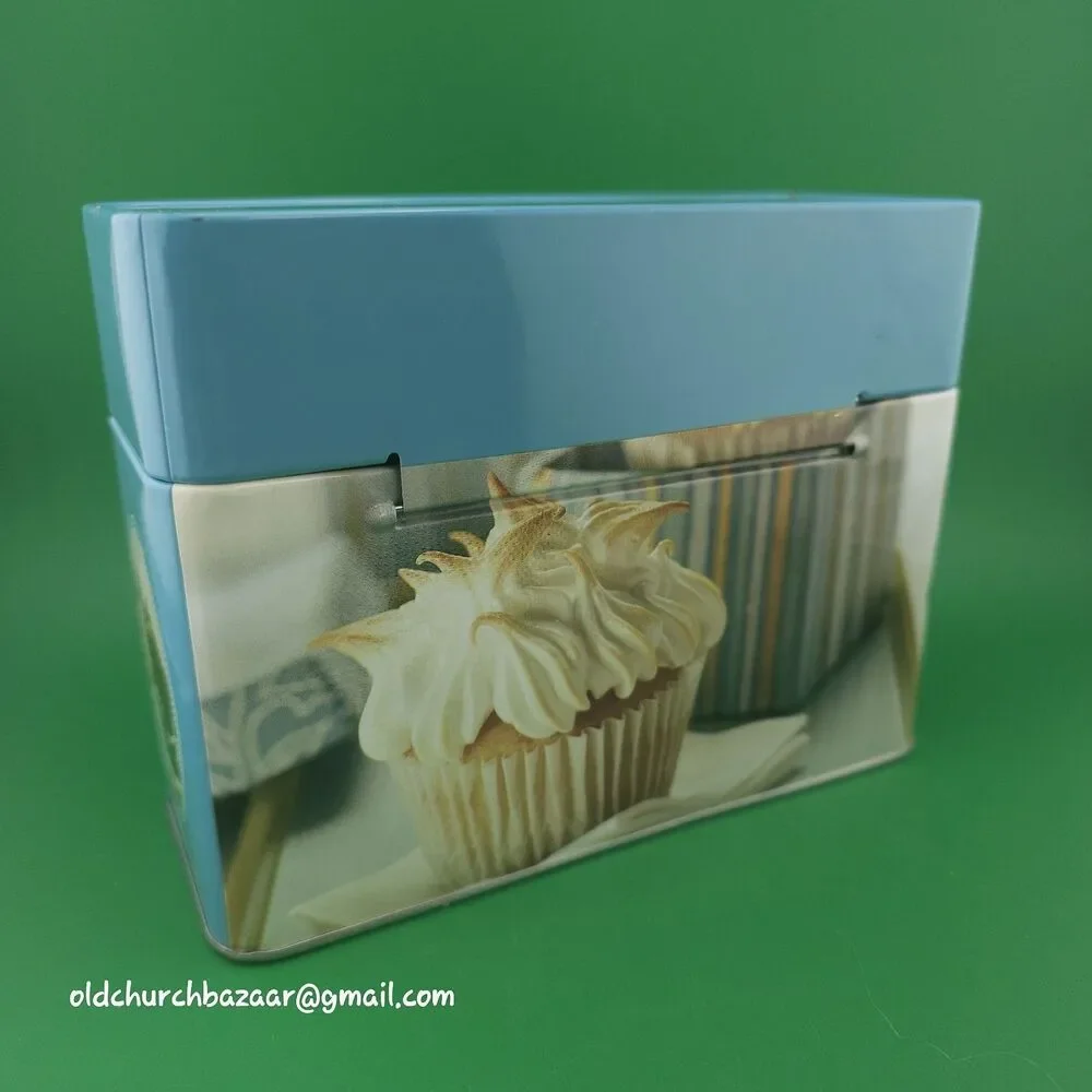 Cupcakes Recipe Tin Box Full Of Recipes Cards Kitchen Collectible Cook Book