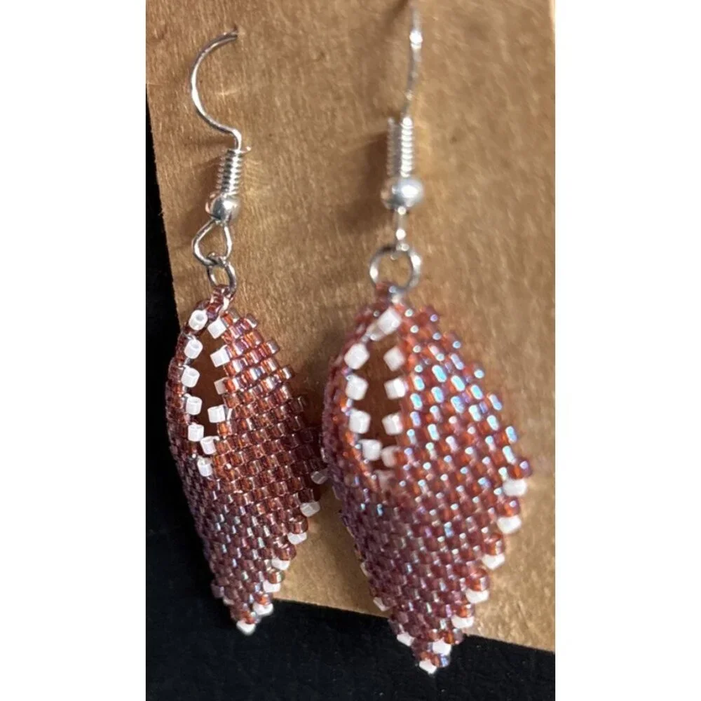 Peyote Leaf Earrings‎ Reddish Iridescent